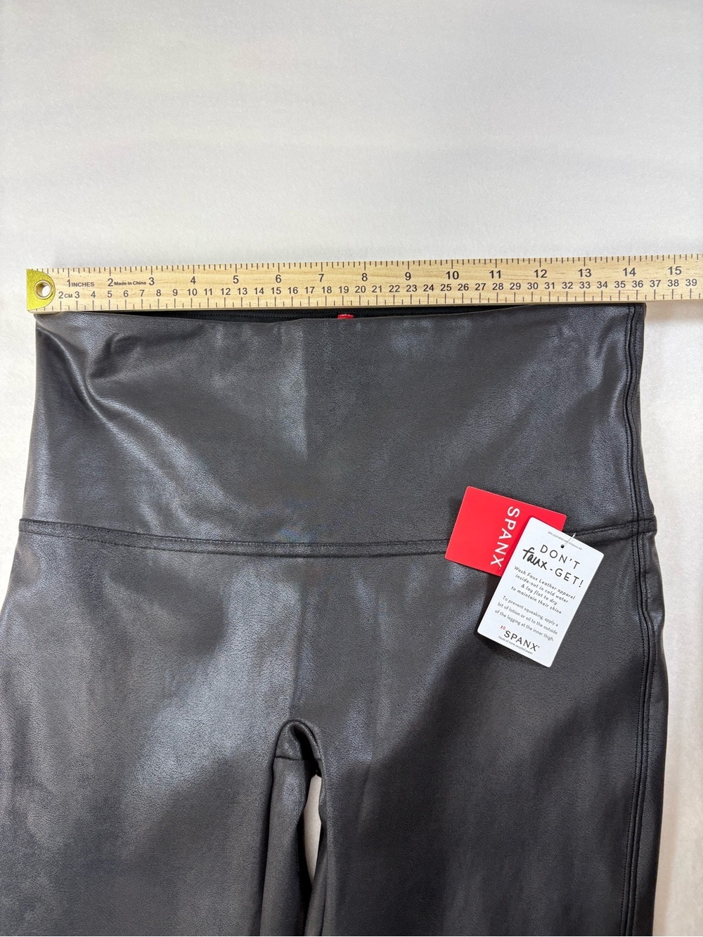 Spanx Faux Leather Leggings Black Size Petite XL Shaping Comfort New - Picture 5 of 10